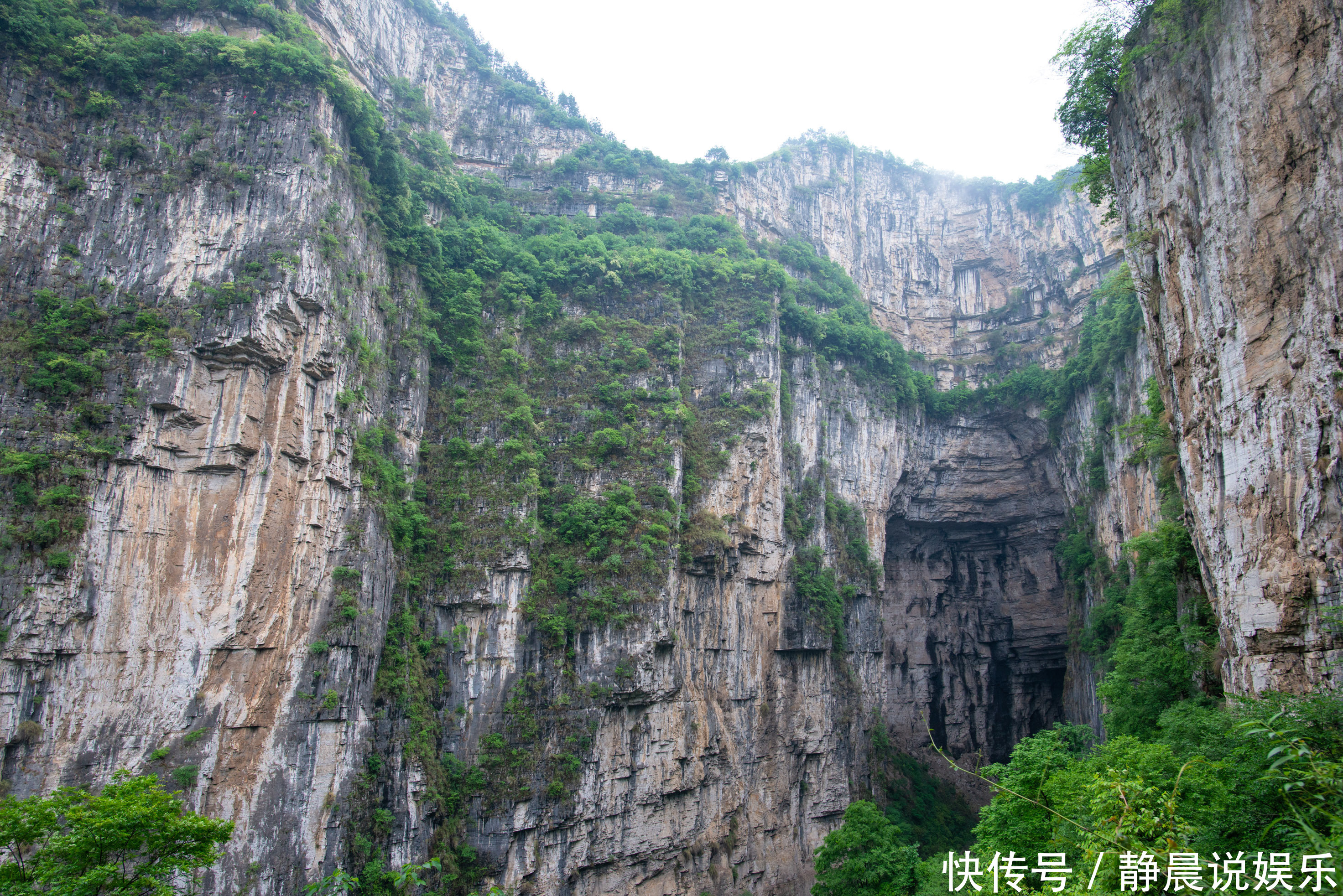 亚洲最高的天生桥，私藏在贵州这大峡谷里，30万只燕子的栖息地