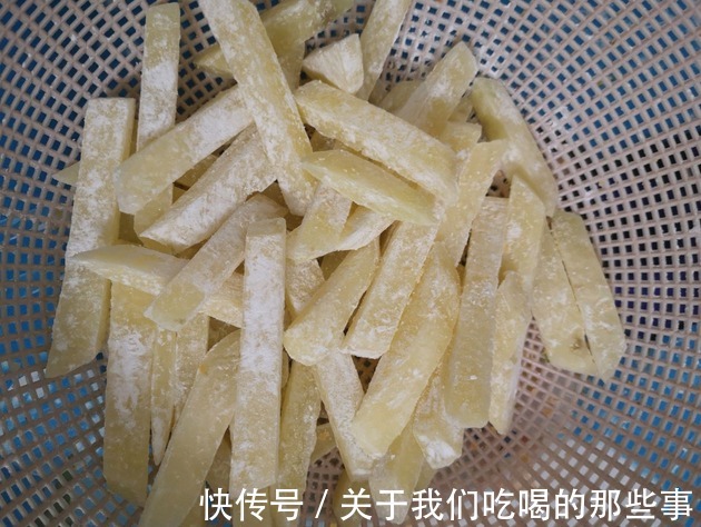 切条|土豆切条后别直接炸，教你2个方法，薯条又香又脆，比买的更好吃