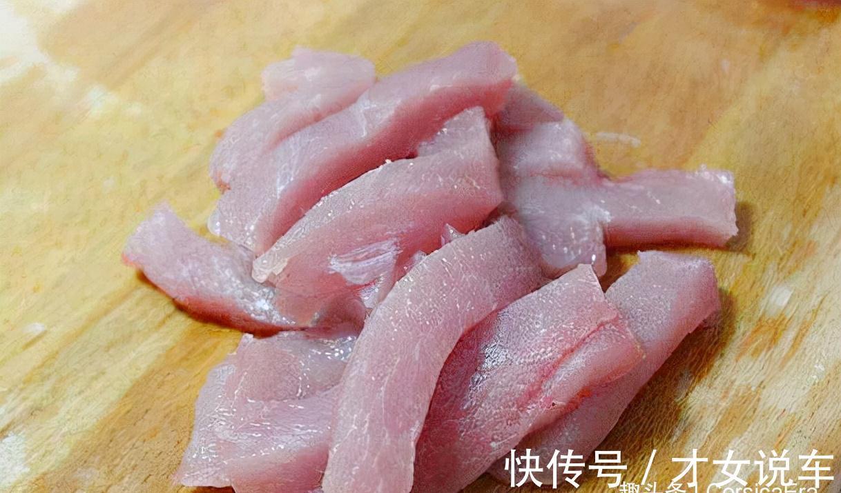 大葱|中秋家宴，4菜1汤已备好，有荤有素，做法简单，用来待客倍有面