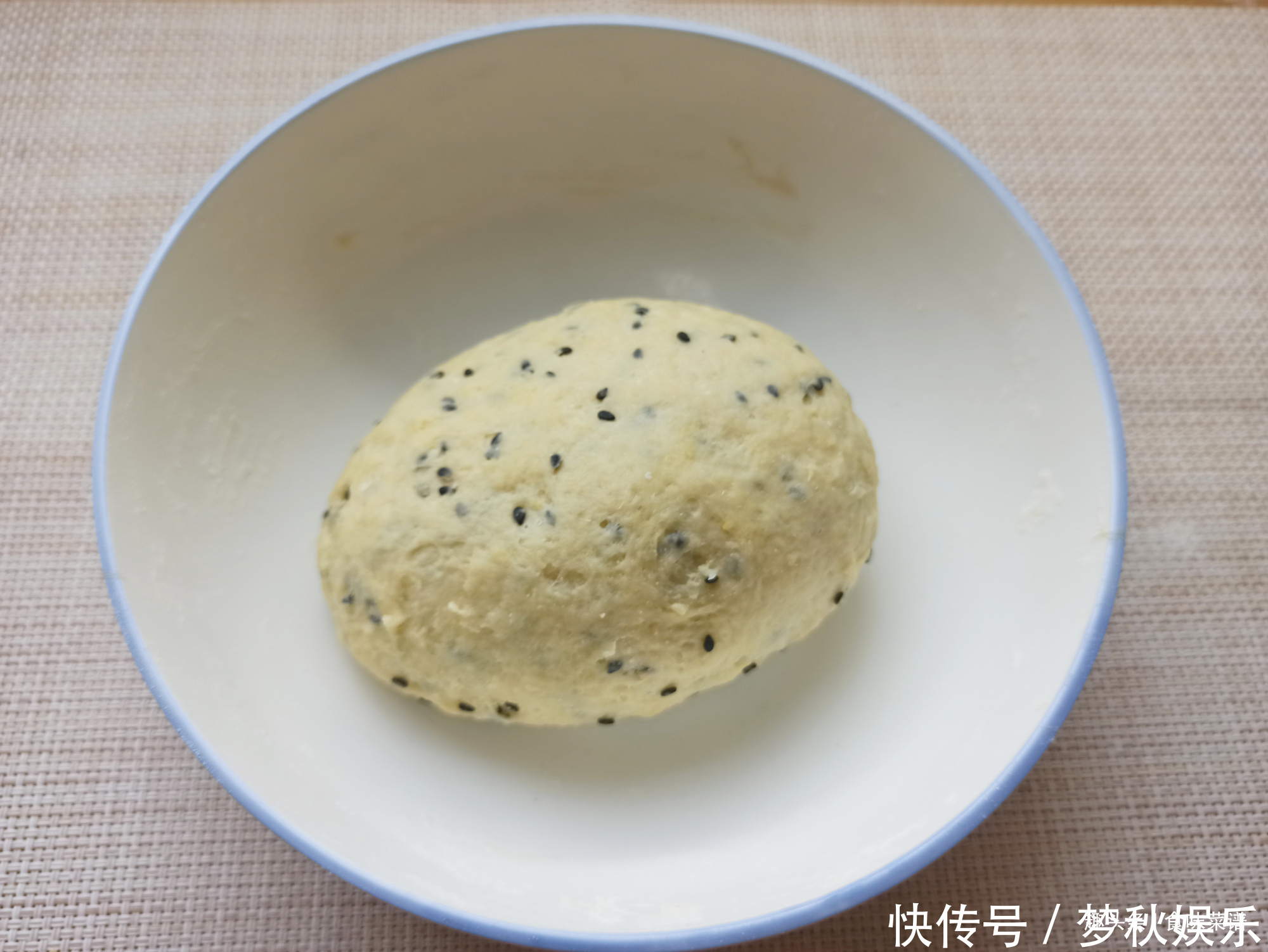 炸果子做更好吃,咬一口香甜嘎嘣脆,年味太足了,好吃不油腻