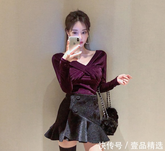 洋裙|女神孙允珠高清时尚搭配:葡萄汁露斜衩娇可俏美小洋裙