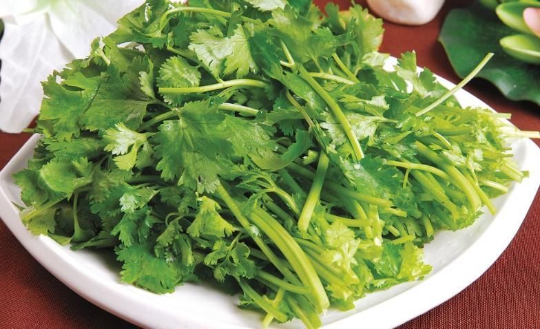 养胃|解决老胃病,多吃3种食物增进肠胃蠕动,常喝一种水灭菌养胃