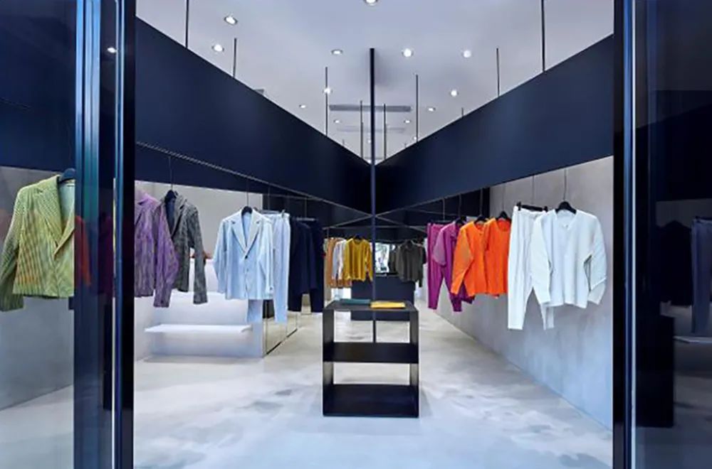 精品店|硬核消费趋势来了，一大波“精品店”入侵购物中心……