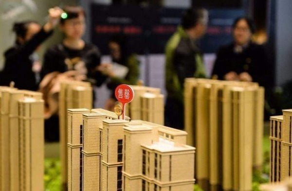 房价|2021年一旦房价“暴跌”,输的最惨的不是炒房者,而是3类人!