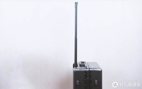 地平线|君的生活日志 篇五十五：旅行的好伙伴，地平线8号登机箱，好推又时尚！