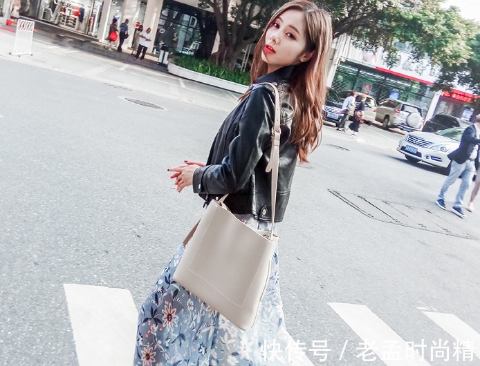 搭配 个子的7套长裙秋季混搭,每一款都美的令人心动,你会了吗?