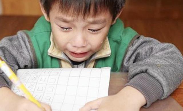 数学题|一道数学题,全班59个孩子''全军覆没'',宝妈一看题目也纳闷了