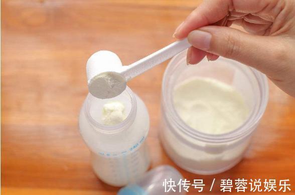 叶酸|给宝宝冲奶粉,别再用这种水了,宝宝贫血就是它引起的