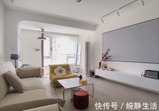 极简风格|看她家新房，墙面刮大白不吊顶不做电视墙，这才是真正的极简风格