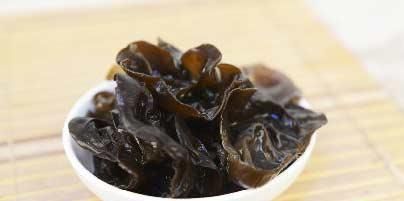 木耳多糖|一旦查出糖尿病先别慌，6种食物坚持每天吃，轻松“制服”高血糖