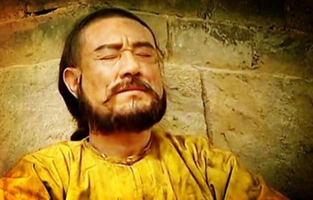 走投无路|年羹尧拥兵几十万,在走投无路之际,为何不起兵造反呢?