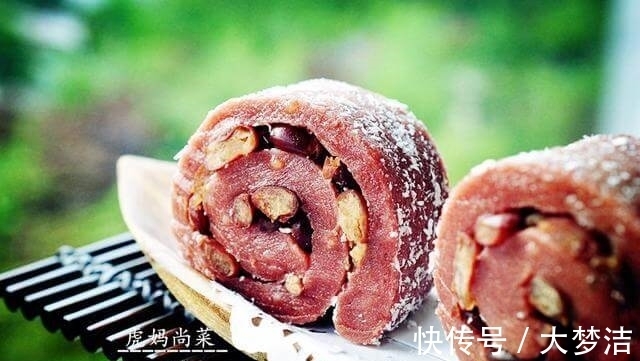 一杯糯米一碗红豆,蒸熟加搅拌,即成又香又软的糯米糕,再不用买