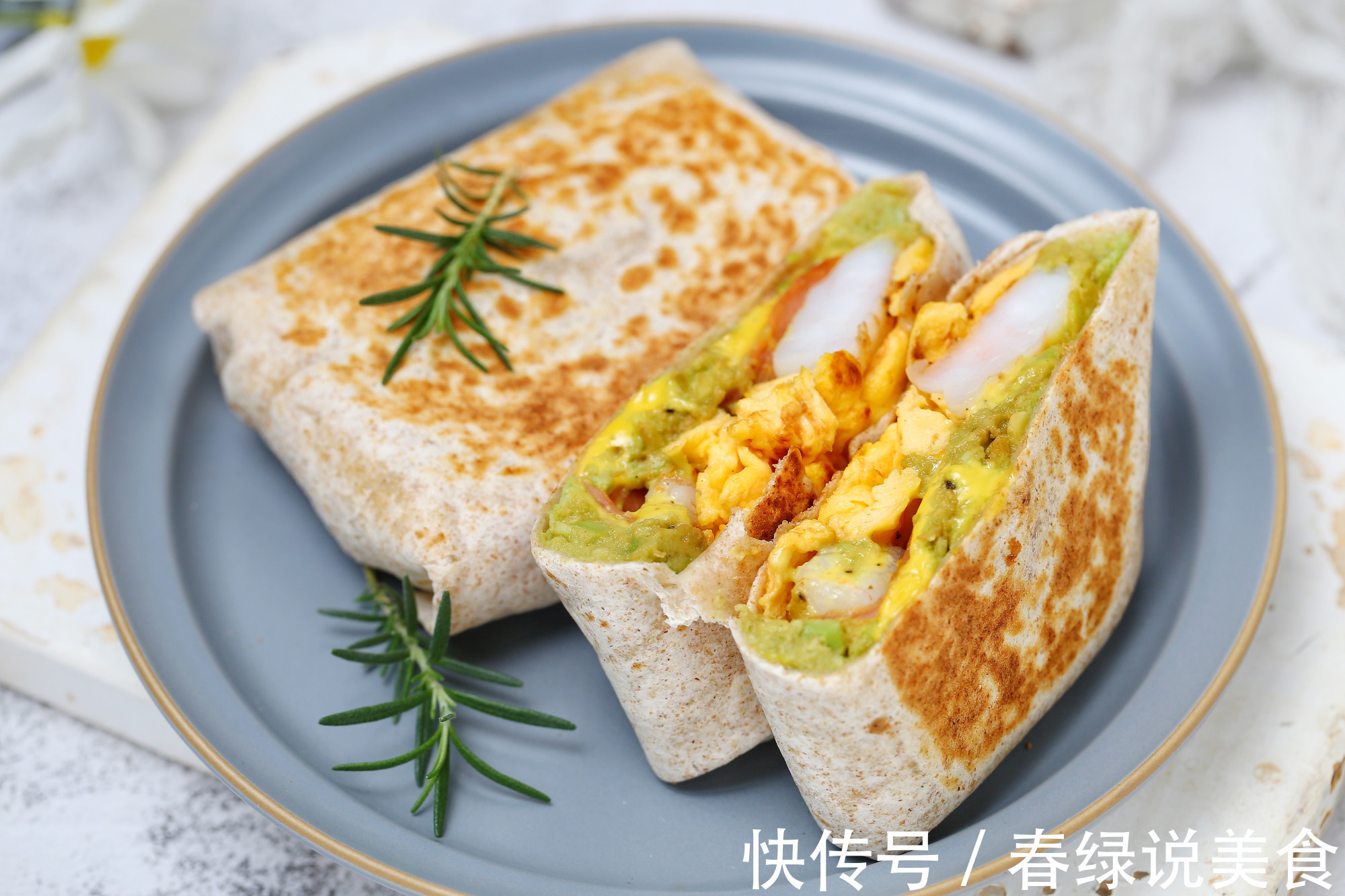 连吃一周也不腻的早餐饼，有虾有蛋营养均衡，简单快手十分钟上桌