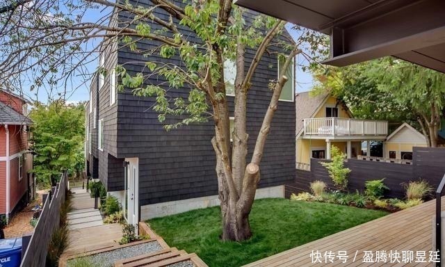 小巷|这套住宅简直颠覆传统,卧室在客厅楼下,院子却在楼顶
