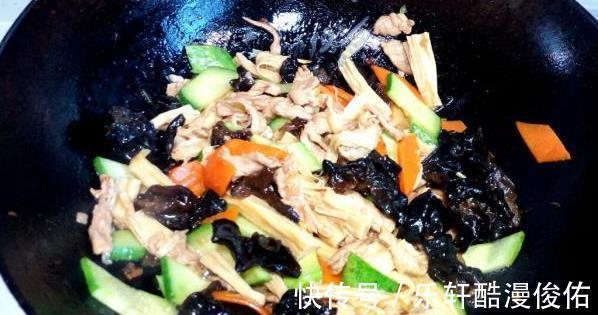 解暑|炎炎夏季,把这3样素菜一起炒,营养清淡,常吃解暑润燥又开胃!
