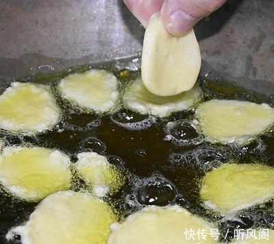 孜然粒都舔干净的香炸杏鲍菇