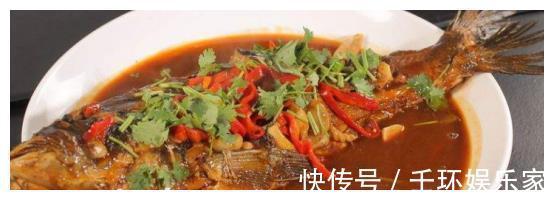 老干妈|美食推荐红烧鱼、木耳炒鸡蛋、烧老豆腐粒、凉拌凉粉的做法