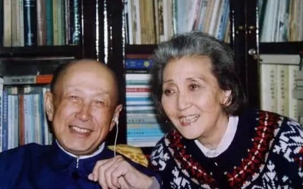 钱学森|“中国导弹之父”钱学森的妻子,民国女神蒋英到底有多美?