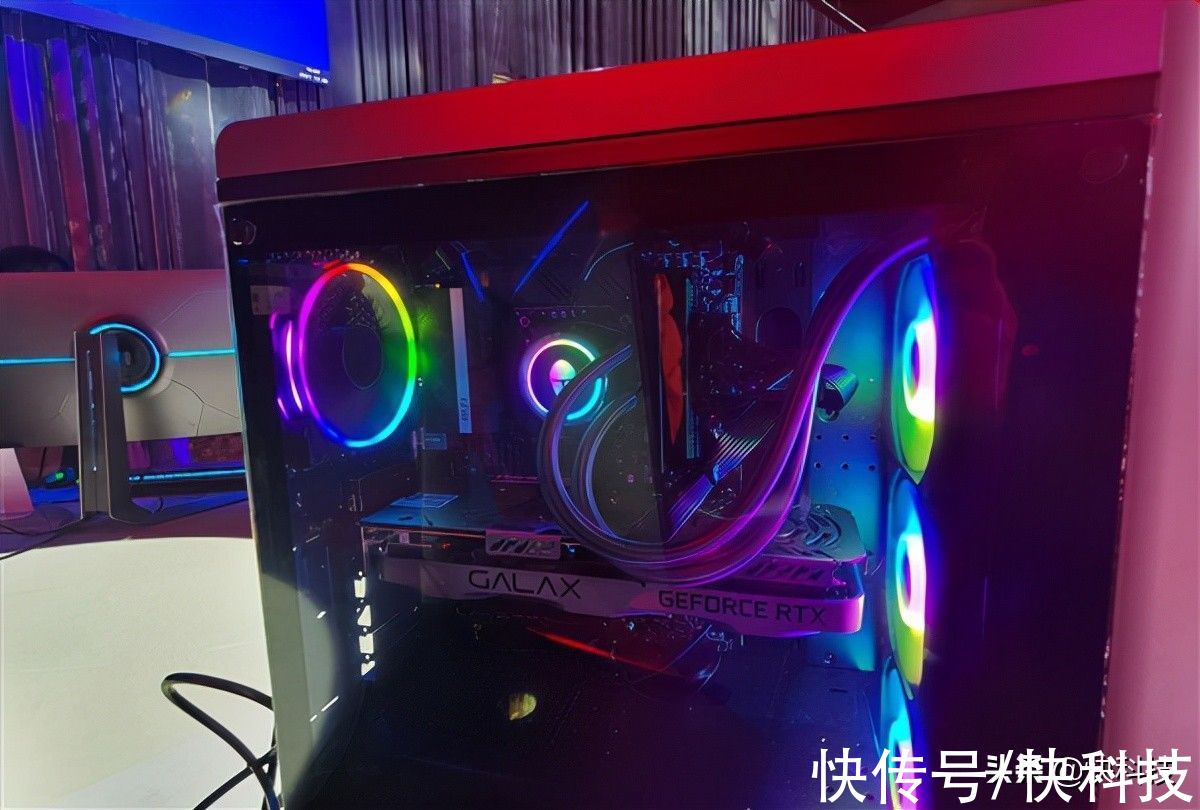 水冷|雷神发布黑武士4+水冷台式机：顶配i9-12900K＋RTX 3090 32999元