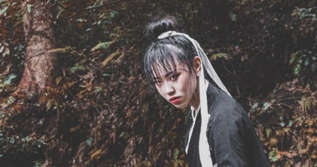颁奖典礼|一龙与方便五天内两次碰面!第一次剑拔弩张,第二次虎牙元旦直播
