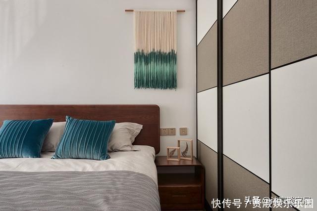 书房|越来越多人喜欢横厅，看完她家，发现不是一般的大气，简约又高级