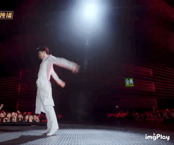 张云龙|霍尊无奈退赛，刘迦撞脸陈晓？《哥哥》刚开播就引爆“回忆杀”