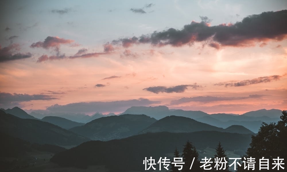 崔颢@李白黄鹤楼罢笔后意难平,仿写一首诗争高下,被认为远超崔颢