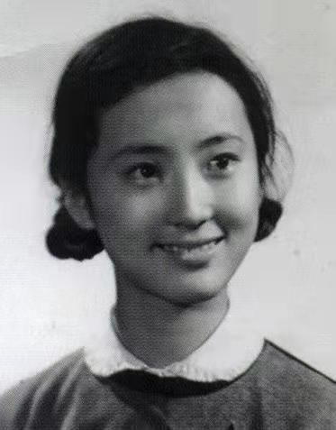 陈晓旭!宁死不手术,出家不到三月病逝:“人间仙子”陈晓旭被误解的悲剧