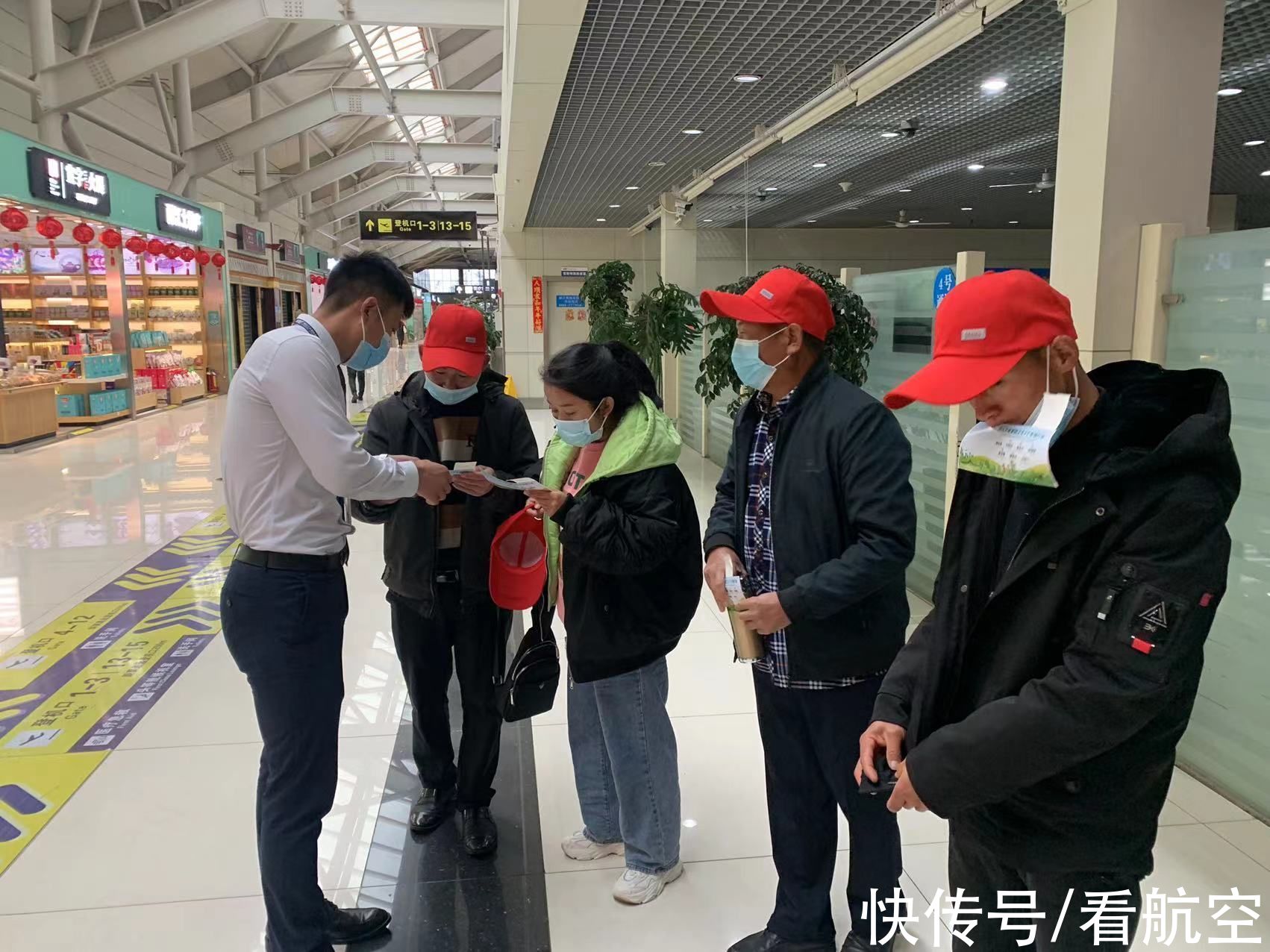 包机|助力复工复产为爱起航！首都航空包机护航丽江市玉龙县务工人员