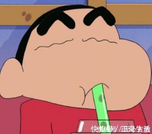四皇|蜡笔小新cos海贼王四皇,白胡子嘟嘴卖萌超可爱,香克斯霸气全无