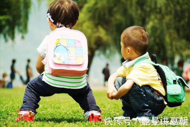 女儿|女儿在商场“撒泼”,爸爸原地观看3小时,引发网友争议