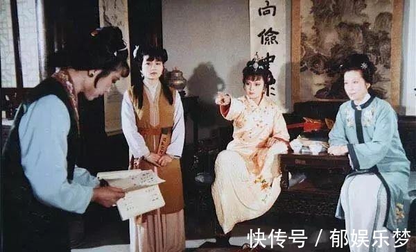 主子@那个曾给主子下套的女人,才是探春远嫁后毁掉贾家的恶奴