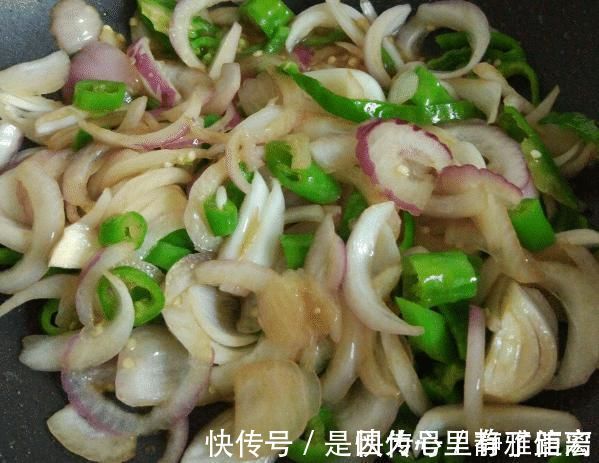 青椒|洋葱和它是绝配,等于“血管清洁工”,每周吃2次,血管更通畅了
