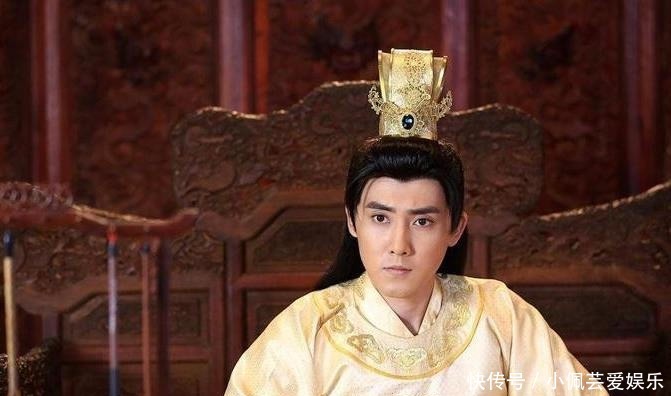 建文帝朱允炆|朱允炆为何没有效仿刘彻采取“推恩令”,而是选择“削蕃”?