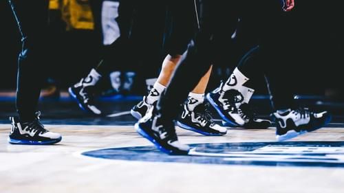 又限量？1000双9秒售空！又一国产品牌被骂！设计师这样解释……