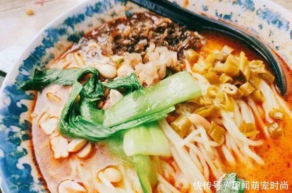 长春6家开在胡同十几年的苍蝇馆子，靠好味道出圈食客盈门！