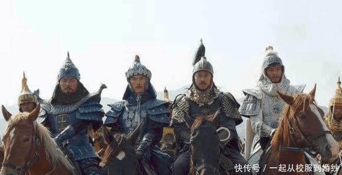 光绪|他自称是多尔衮的十世孙光绪亲侄，穿马褂，留长辫，保持清室生活