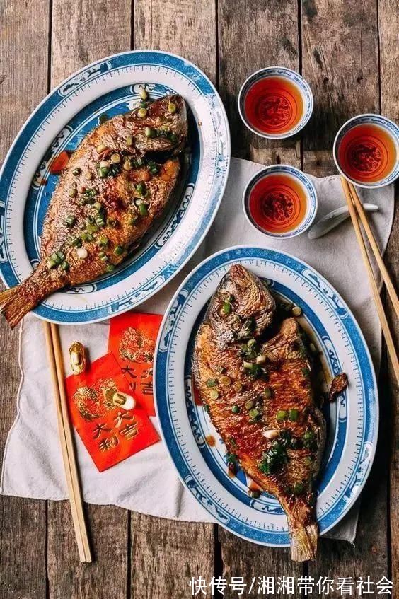 煎鱼时抹上一点这个，不破皮不粘锅还省油!