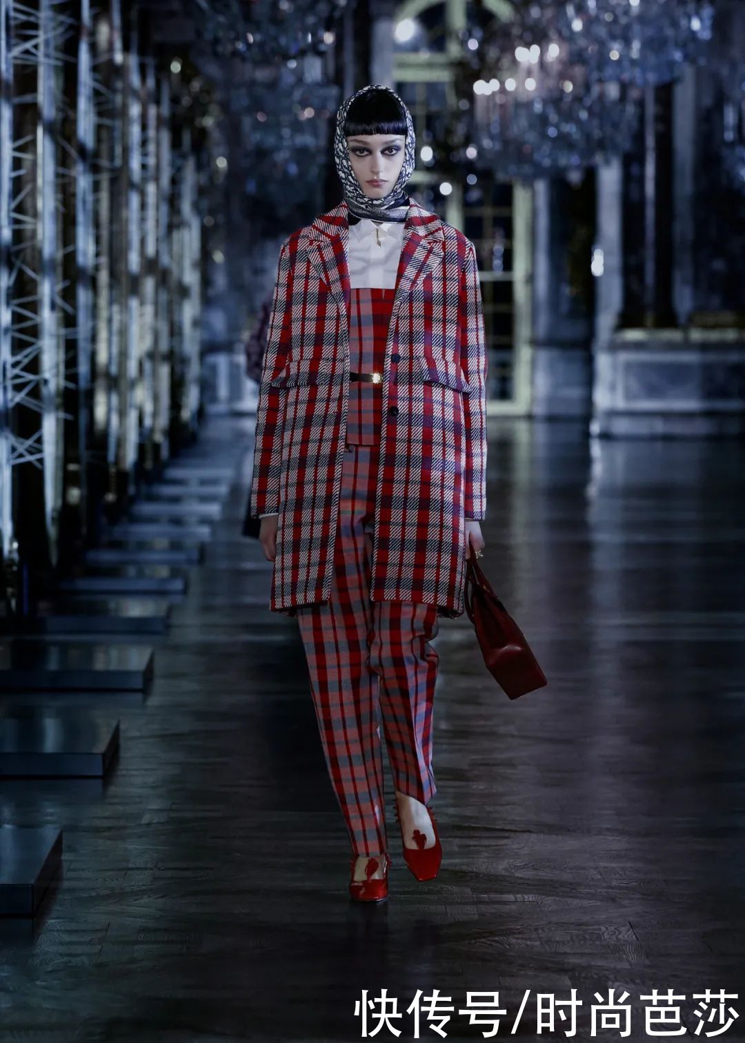 DIOR讲述的童话故事，只有成年人才能读懂