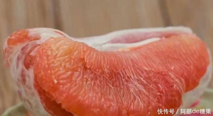 柚子是红心的有营养，还是白心的有营养？专家告诉你答案！