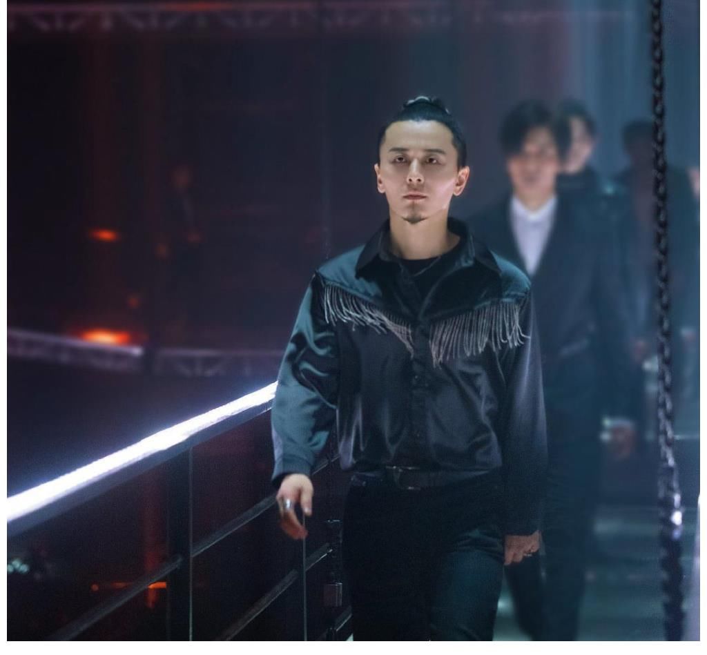 張琪|《披荊斬棘的哥哥》趙文卓張晉打戲張力足，陳輝張琪搖滾節(jié)奏很吸引人！