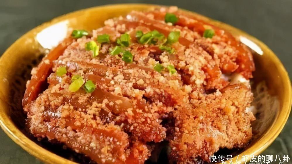五花肉别再红烧了,教你个秘制做法,开胃又解馋,农村待客全靠它