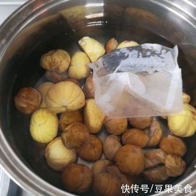 这样做两种口味的栗子馅，隔壁小孩都馋哭了