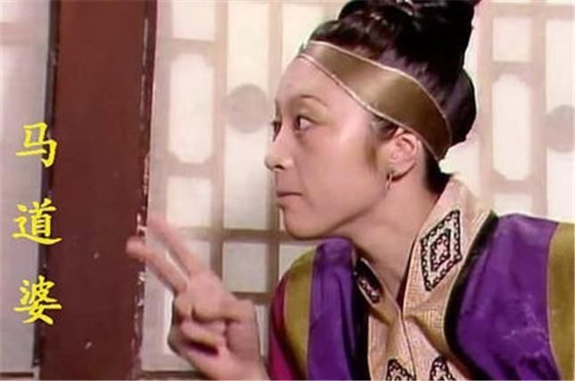 马道婆|红楼梦：怪不得王仁会卖掉巧姐，你看王熙凤做了什么事？