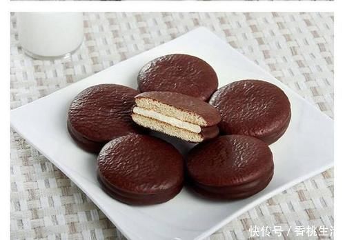 巧克力|网评出“最好吃”的几种巧克力蛋糕派,好丽友上榜,你吃过哪种