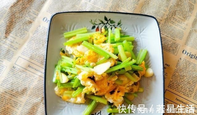 香芹段|买鸡蛋挑大个，颜色选白壳，蛋黄越黄越营养别被摊贩“忽悠”了