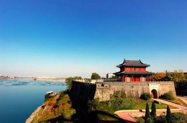 文天祥@文天祥的10句千古绝唱,读后潸然泪下、肝肠寸断