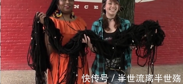 女性|头发最长的女性,出门头发都要装包里,洗一次头要几瓶洗发水