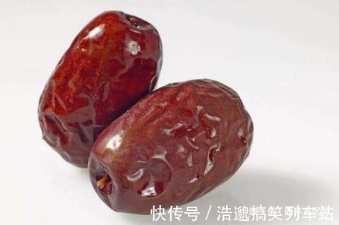 泡茶|红枣生吃好,还是泡茶好?大多数人搞错了,难怪吃了2月没效果
