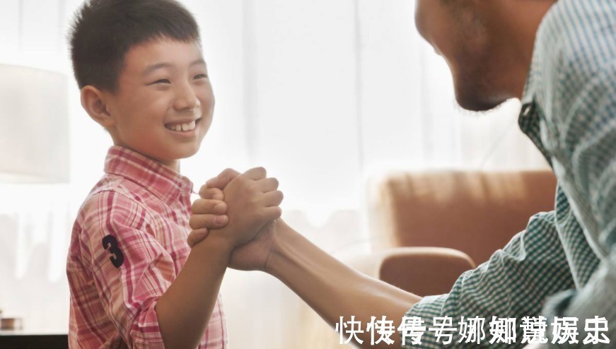 骑行|爸爸带4岁儿子骑行5000余公里,妈妈以为2天就回家,看完家境服了